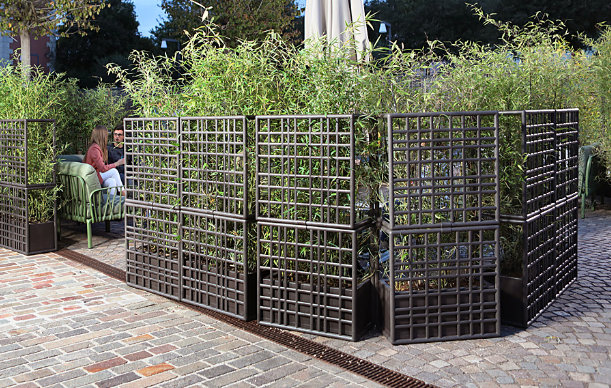 Kompozycje Kwiatowe W Donicach Przed Domem vokato.com